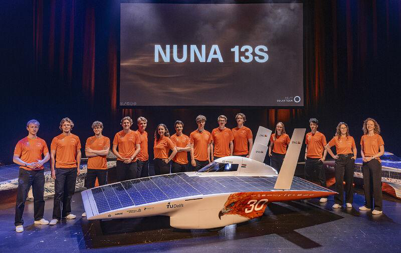 Nuna 13S retractable sail reveal